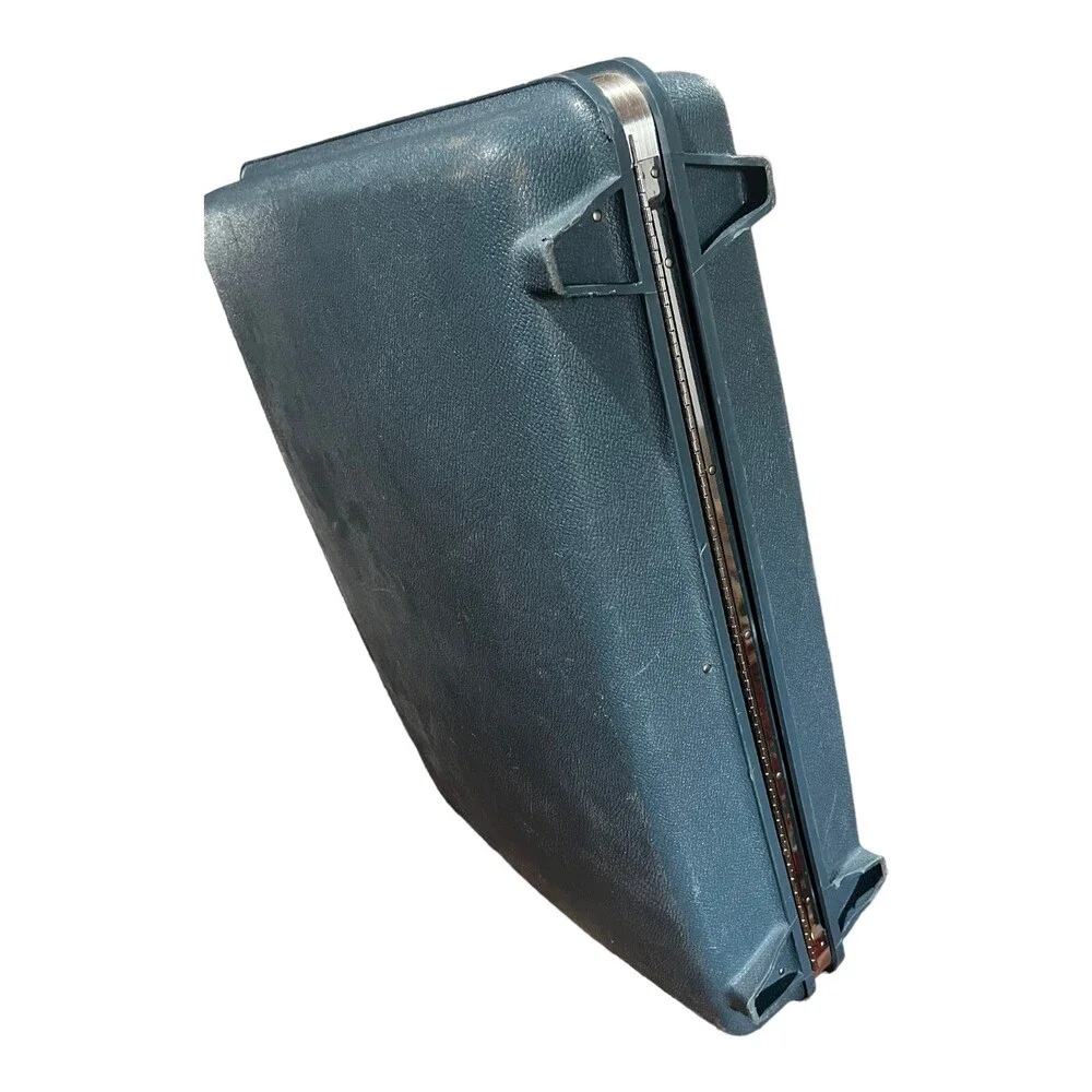 Samsonite hard shell
